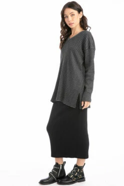 Vintage Stripe Relaxed Oversized V-Neck Ribbed Tunic -Outlet Hard Tail Forever Store 611s onyx 3