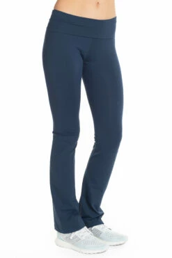 Rolldown Slim Bootleg Performance Pant