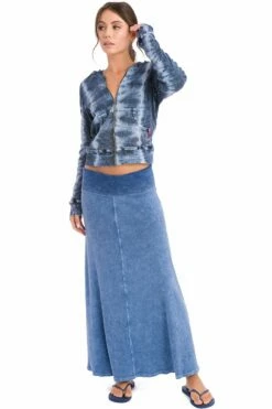 Rolldown Sweep Skirt