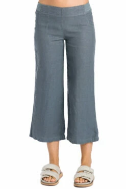 Darted Flare Crop Linen Pant