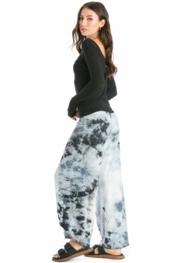 Origami Crop Pant 13 Origami Crop Pant -Outlet Hard Tail Forever Store mj35 lightning iceberg 3 5