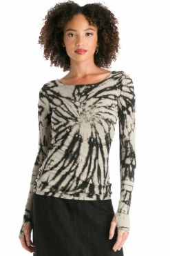 Long Sleeve Thumbhole Fitted T