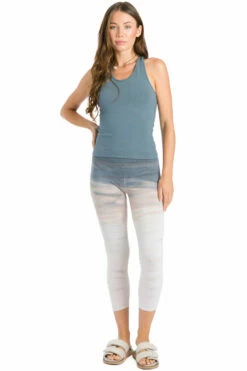 Flat Waist Capri Legging -Outlet Hard Tail Forever Store w374 rainbow horizon 54 4