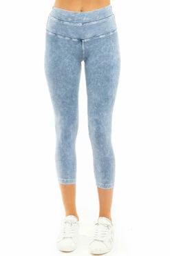 High Rise Capri Legging